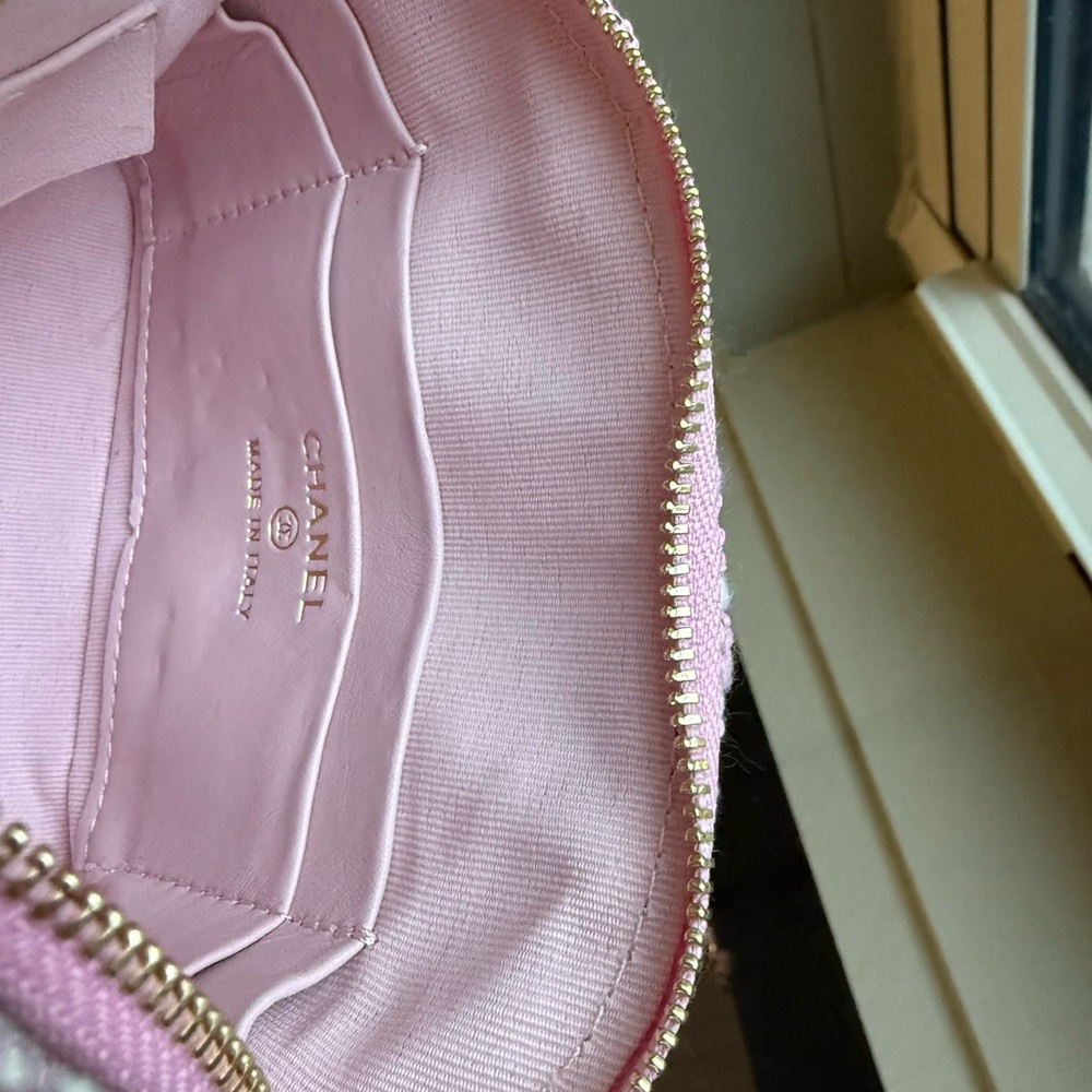 Chanel Beauty Pink Tweed Shell Chain Bag GWP - Picture 7 of 8